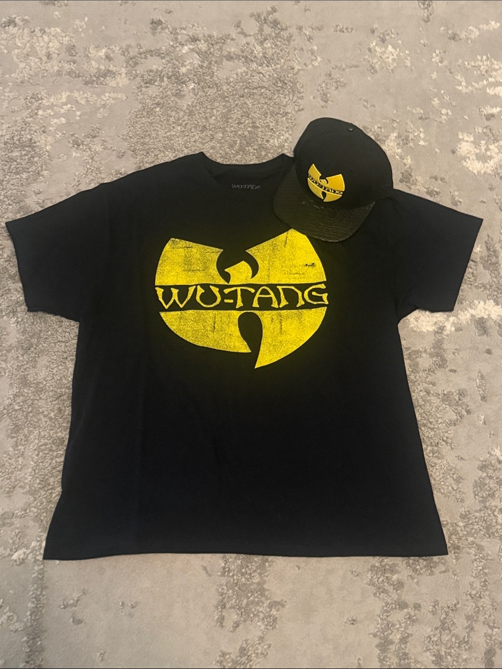 Men’s Wu Tang Clan shirt and Hat set
